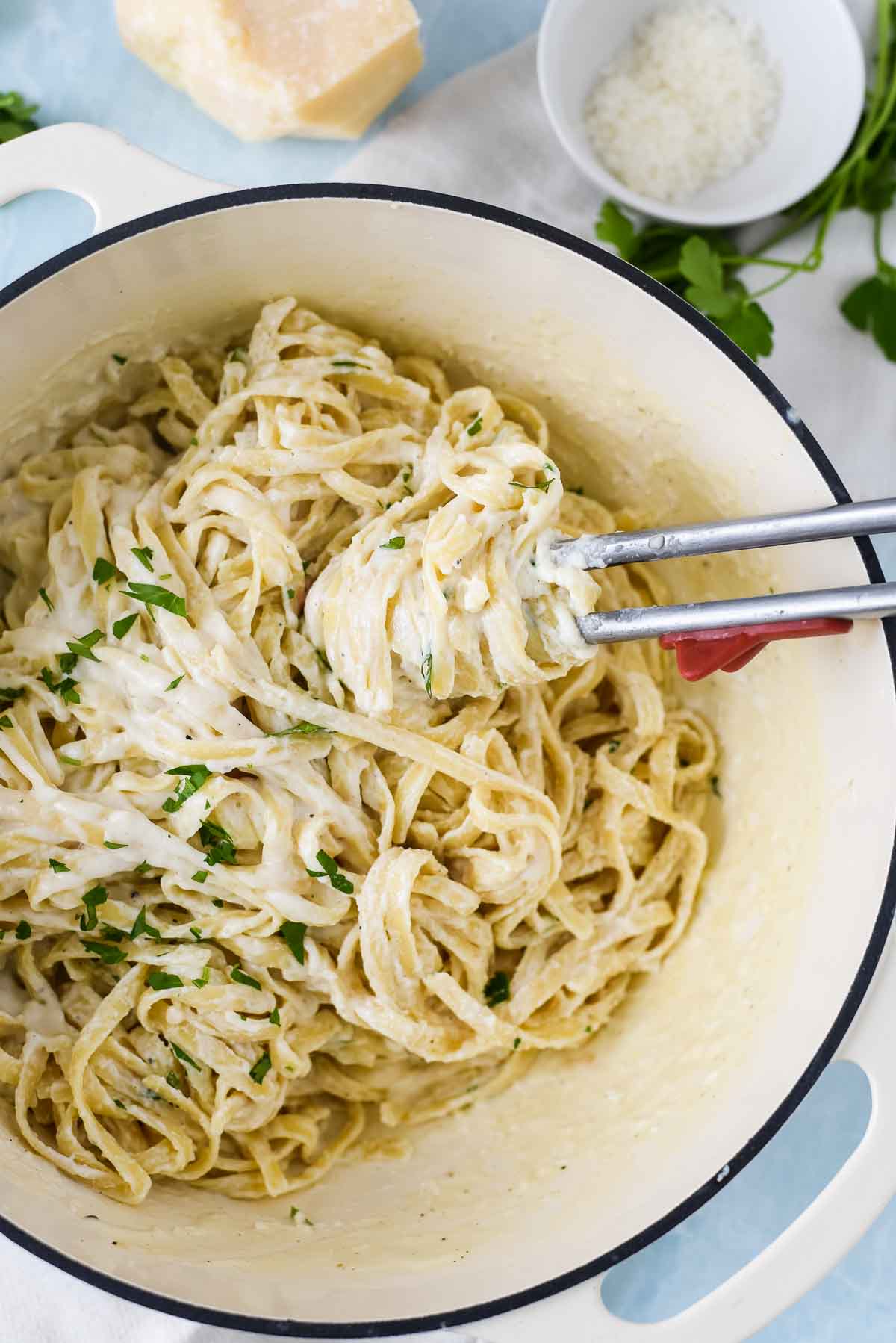 How to make alfredo sauce with milk